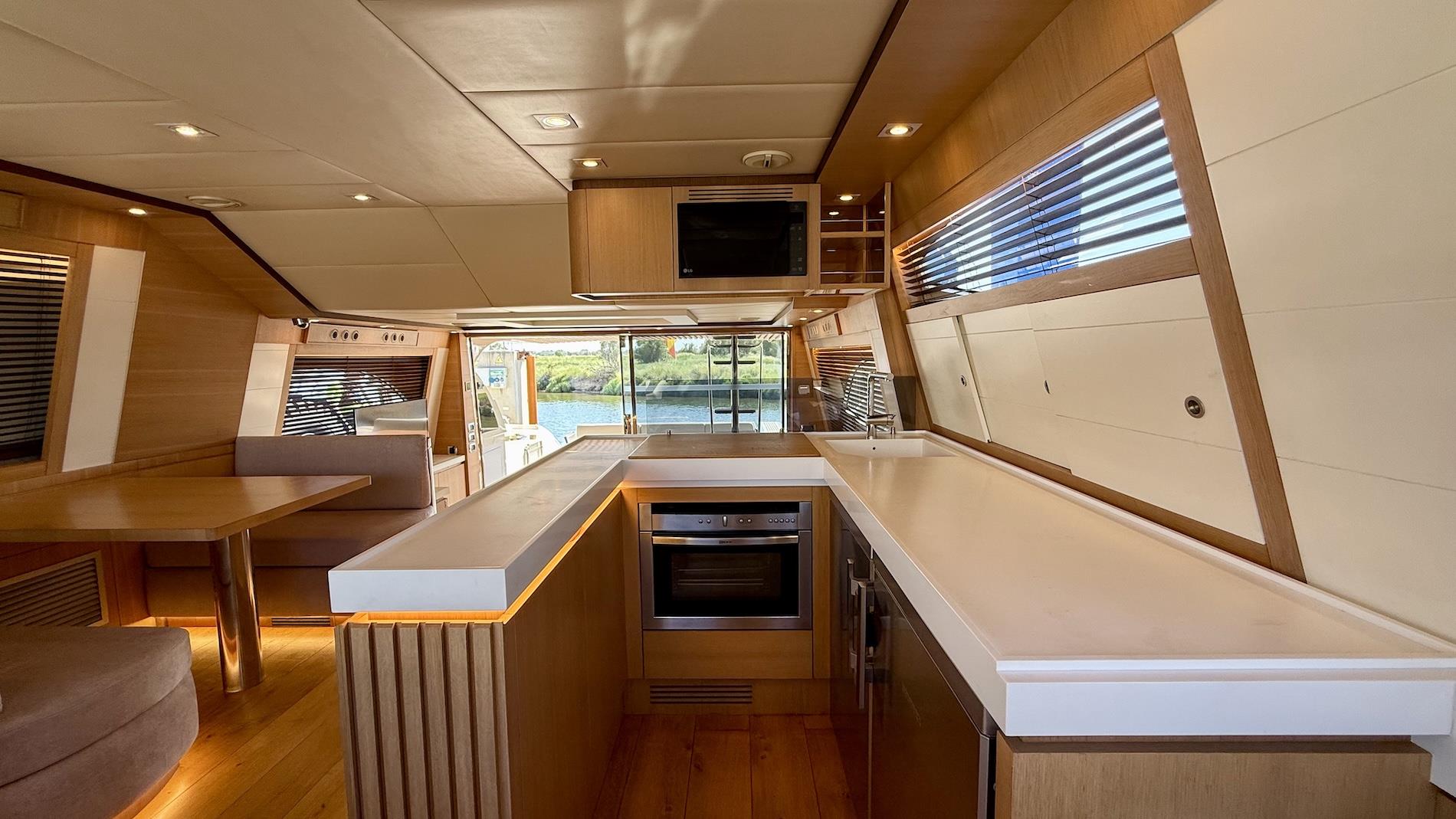 2007 ASTONDOA 59' GLX 